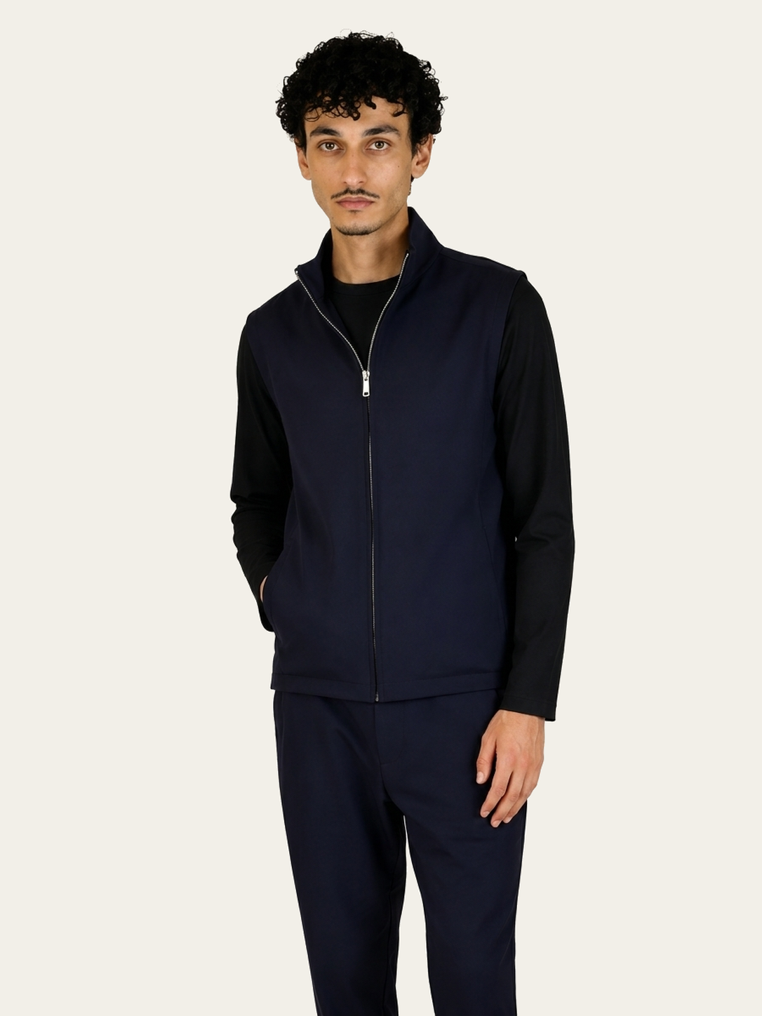 Reversible Bodywarmer - Navy/Zwart model voorkant