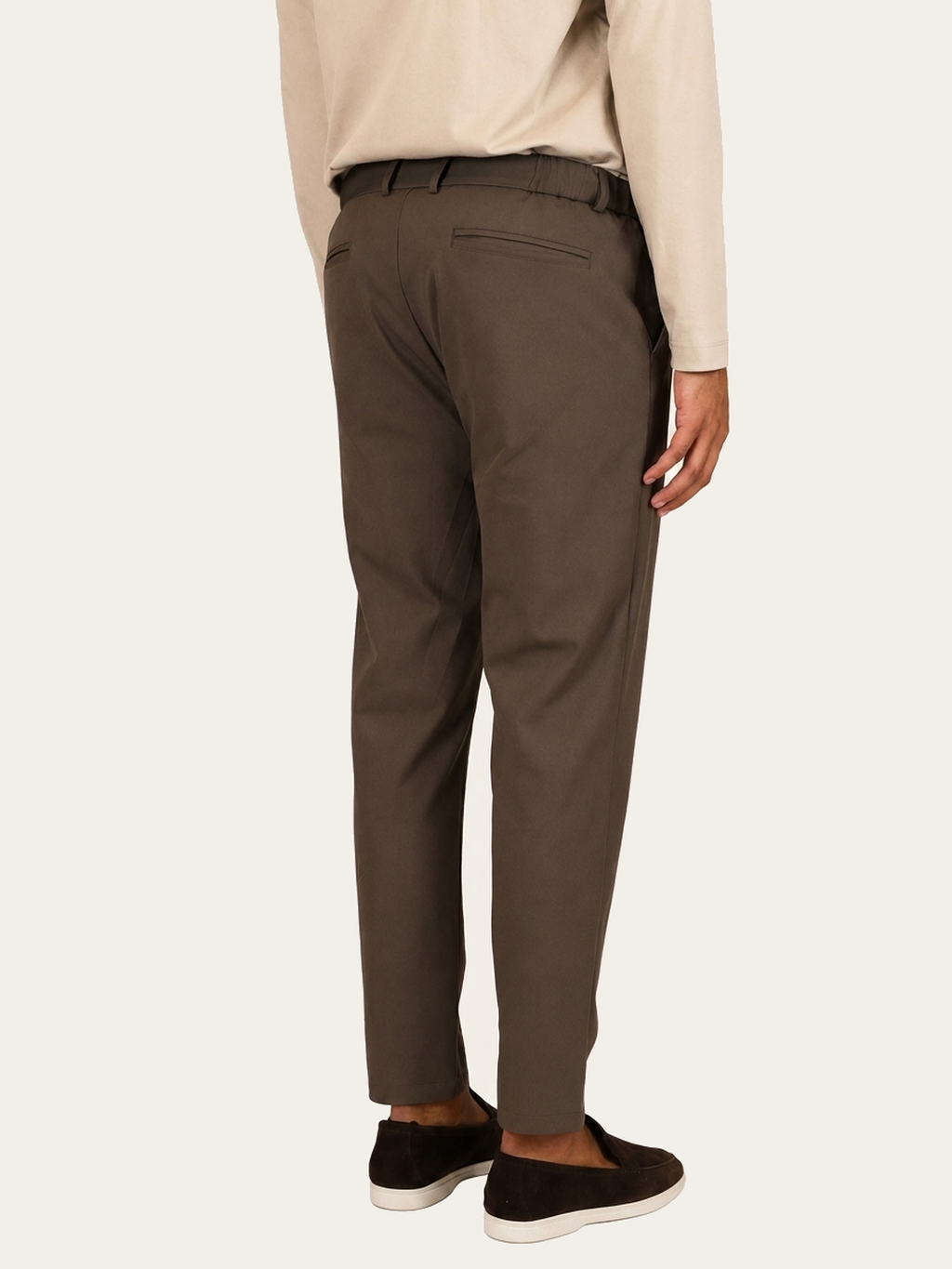 Trouser Bruin - Model achterkant